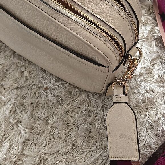 Coach Chalk Crossbody Bag Gold Tone Double Zipper Guitar Strap Womens Purse - Picture 14 of 16